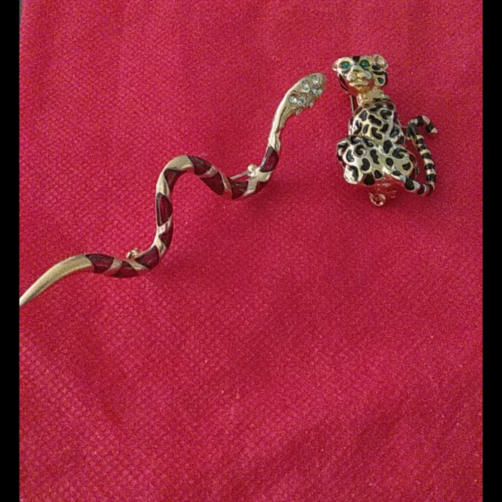 Broach